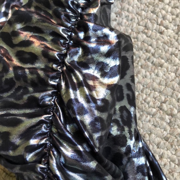 Off the Shoulder Metallic Cheetah Print Shirt - Picture 3 of 5